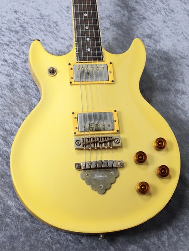 Ibanez 100 polar white - ar, 1981