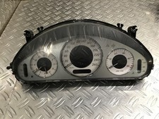 Tacho Mercedes-Benz E-Klasse
