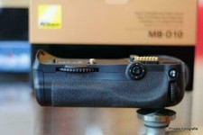 Nikon MB-D10 für D700 und
