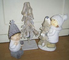 3 große Weihnachts Figuren Mädchen Junge Wichtel Tanne Schnee Lichterkette