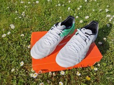 1 Paar Nike Premium Fussballschuhe Tiempo Legend VI FG ACC 