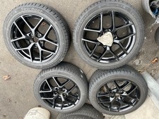 W582 Winterreifen Alufelgen 215 50 R 17 95V Ford Focus Volvo Jaguar DOT24 8mm