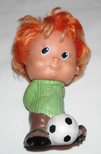 Großes fußballmaskottchen - großes,