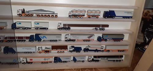 Große sammlung modellautos - sammlung,