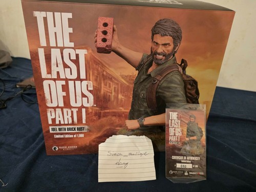 The last dark - us,