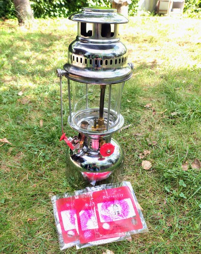 ältere große starklichtlampe - Ältere,