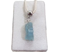 Aquamarin Cabochon Rohstein