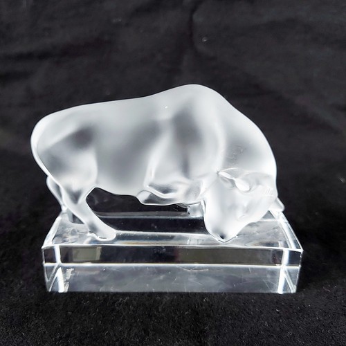 Lalique france stier figur - lalique,