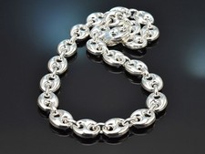 SCHICKE GROSSE SCHIFFSANKER