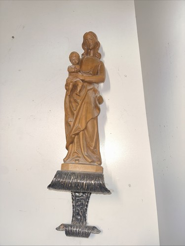 Geschnitzte marienstatue aus - geschnitzte,