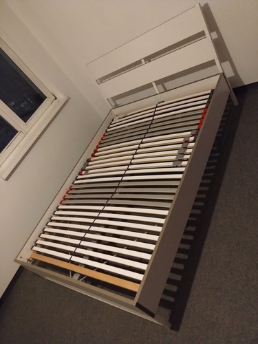 Bett 50m 20m weiß sehr - ,
