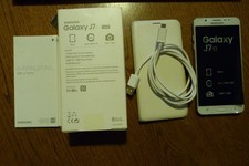 Samsung Galaxy J7 (2016)