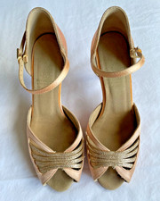 SUPADANCE TANZSCHUHE LATEIN BALLSAAL GRÖSSE 3,5 IM KARTON GEBRAUCHT