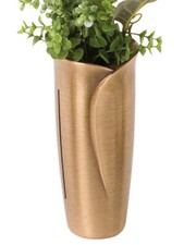 Grabvase  aus Messingguss oder