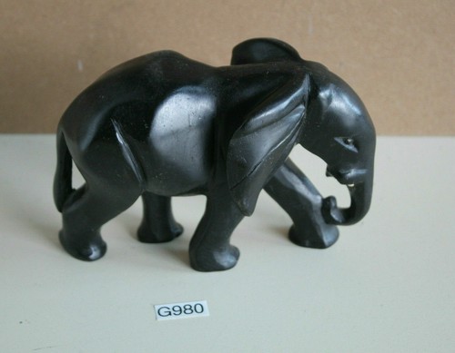 Elefant aus holz - elefant,