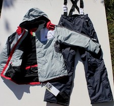 Skianzug gr 146 / 152 grau schwarz weiß NEU jungs mädchen schneeanzug