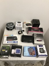 Konvolut von 12 Elektro Kleingeräte-Radiowecker, Blutdruckmessgerät ,Thermometer