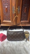Louis Vuitton Canvas Monogram Pochette Accessoire Handbag Tasche Original