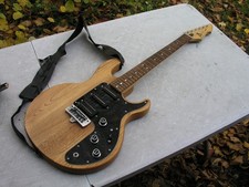 schöne alte Vintage E-Gitarre - Peavey T 27 Limited natural im Orginal Koffer
