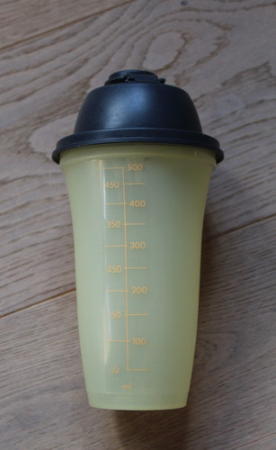 Tupper mix fix - tupper, shaker