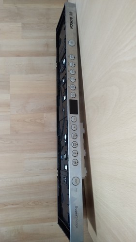 Bedienpanell mit elektronik - bedienpanell,