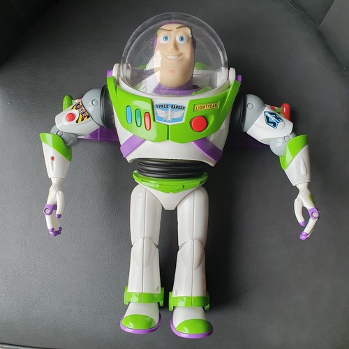 Buzz lightyear toy story - buzz,