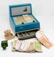 Pikko Kasse  DDR Spielwaren