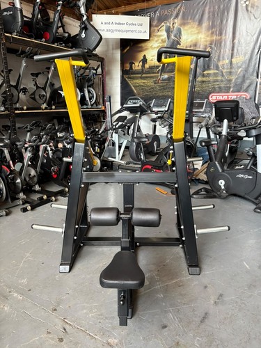 Core fitness plate loaded - core, lat