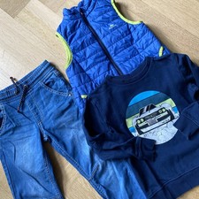Paket Set 3 Teile Junge Gr. 116/122 Jeans Alana Weste Quechua Sweatshirt