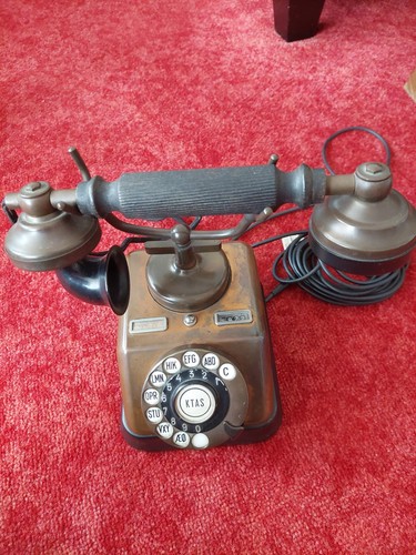 Historisches tischtelefon mit - historisches,