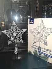 Tannenbaumspitze aus