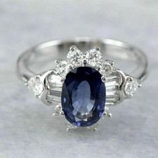 3,20 Kt Oval Blau Diamant Halo