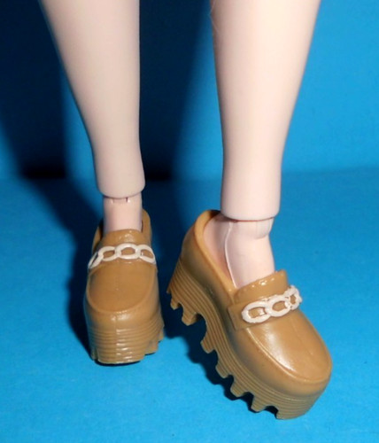 Barbie basics curvy - %***barbie,
