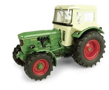 Deutz D 6005 – 4WD mit Verdeck  Modell von Universal Hobbies 1:32