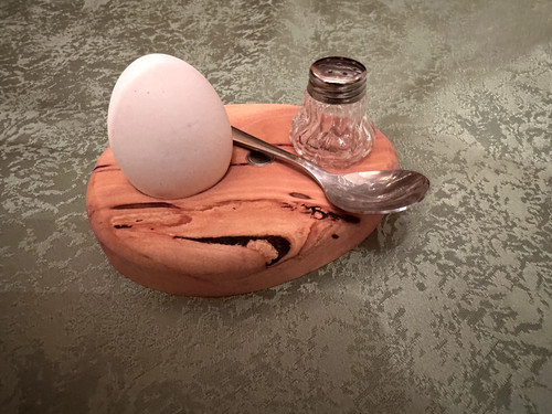 Eierbecher mit eierlöffel und - eierlöffel,