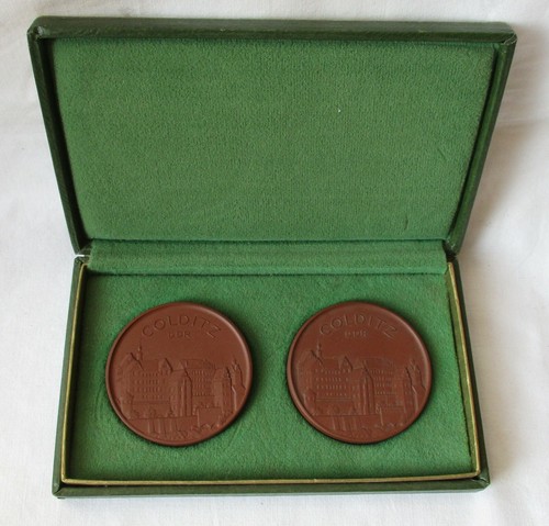 Ddr porzellan medaillen - 2x,