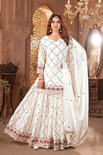 Skyview fashion bollywood - fashion,