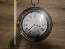 Wanduhr im