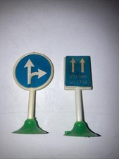 1072 J2) POCKETS TOYS TRAFFIC