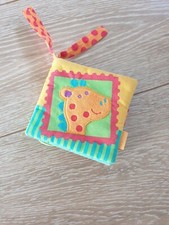 Stoffspielzeug Motorikspiel Buch Baby