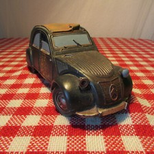 Modellauto Citroen 2CV (Schrott-Ente)