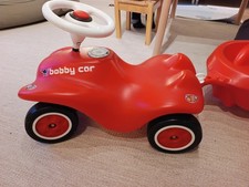 BIG Original Bobby Car Rot Rutschauto Kinder Spielzeug  m. umfangreichen Zubehör