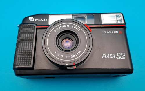 Kamera fuji flash analog - s2,