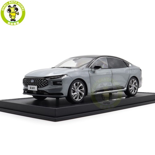 Ford ganz neu - , 2022