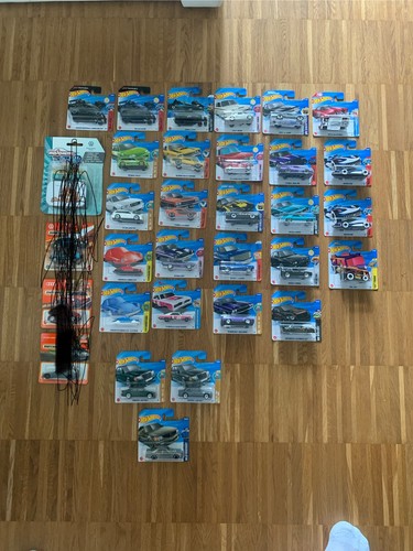 Hot wheels hunt 28 - wheels, ts
