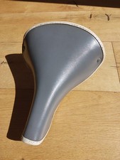 Fahrradsattel Vintage grau