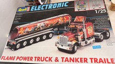 Revell Electronic Flame Power Truck & Tanker Trailer 1:25