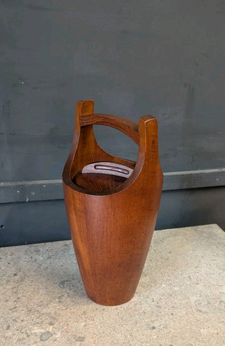 Mid century vintage - mid,