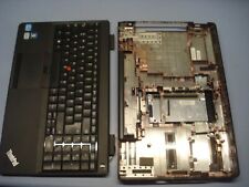 Gehäuse mit Tastatur für