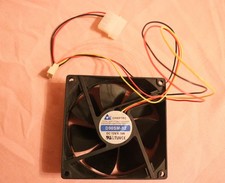 Chieftec D90SM-12 PC-Gehäuselüfter 80mm 3 Pin unbenutzt